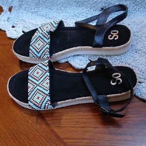 SO Black Espadrille Sandals with Multicolor Beaded Strap